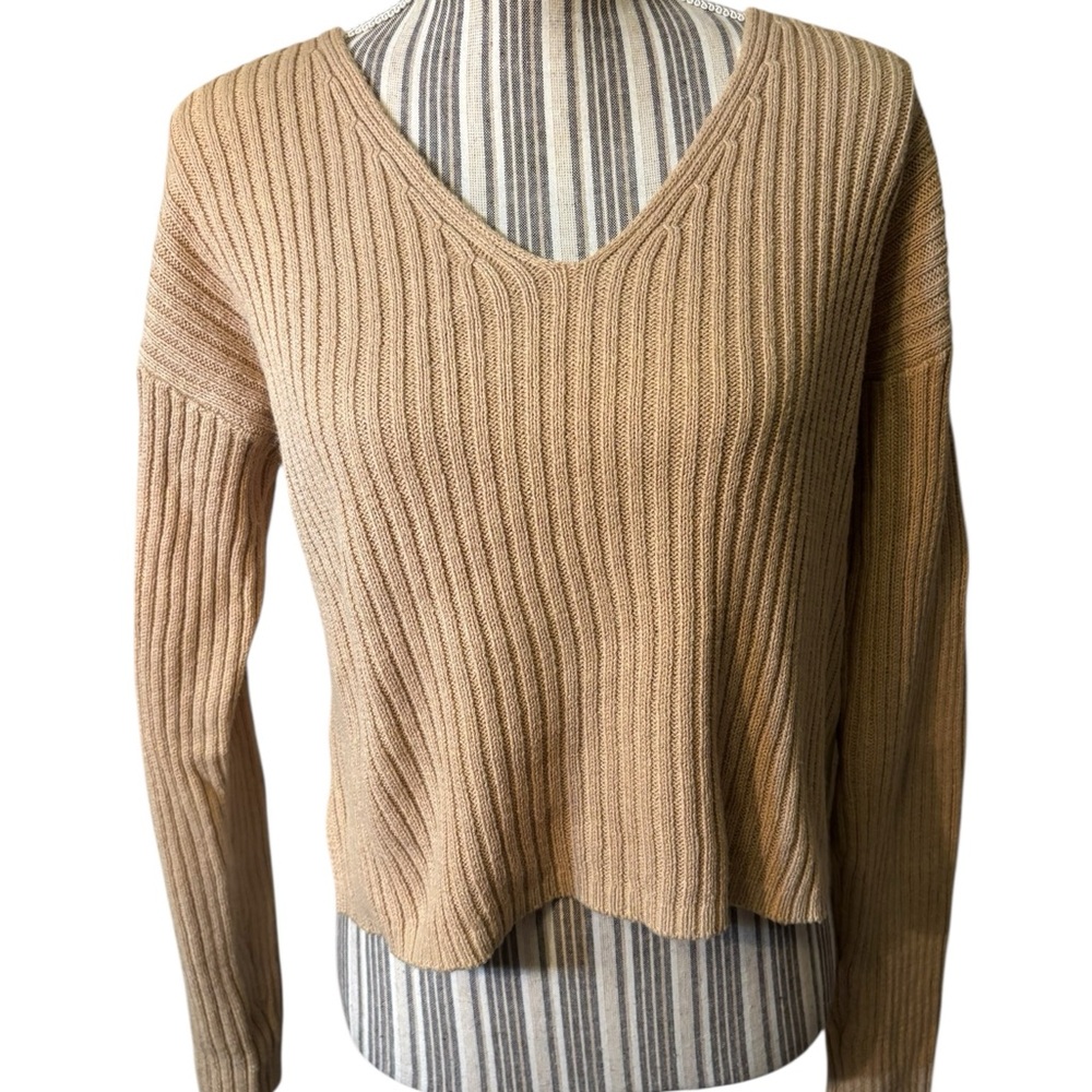 Wild Fable Sweater Medium Camel Beige Ribbed V-Neck Long Sleeves Cotton Acrylic